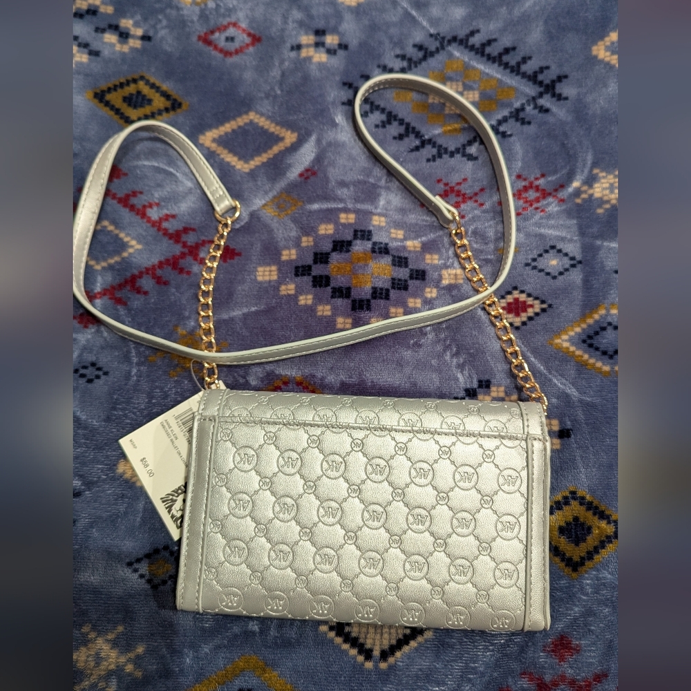 Anne Klein Silver Crossbody Bag with Elegant Design - Picture 5 of 6